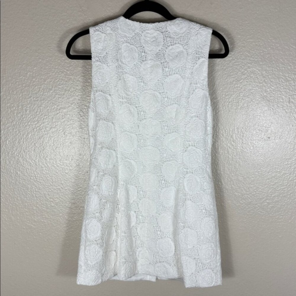 Alexis Layla Sleeveless Lace Mini Dress - Picture 9 of 9